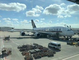Singapore-Airlines-A380-LHR.jpg