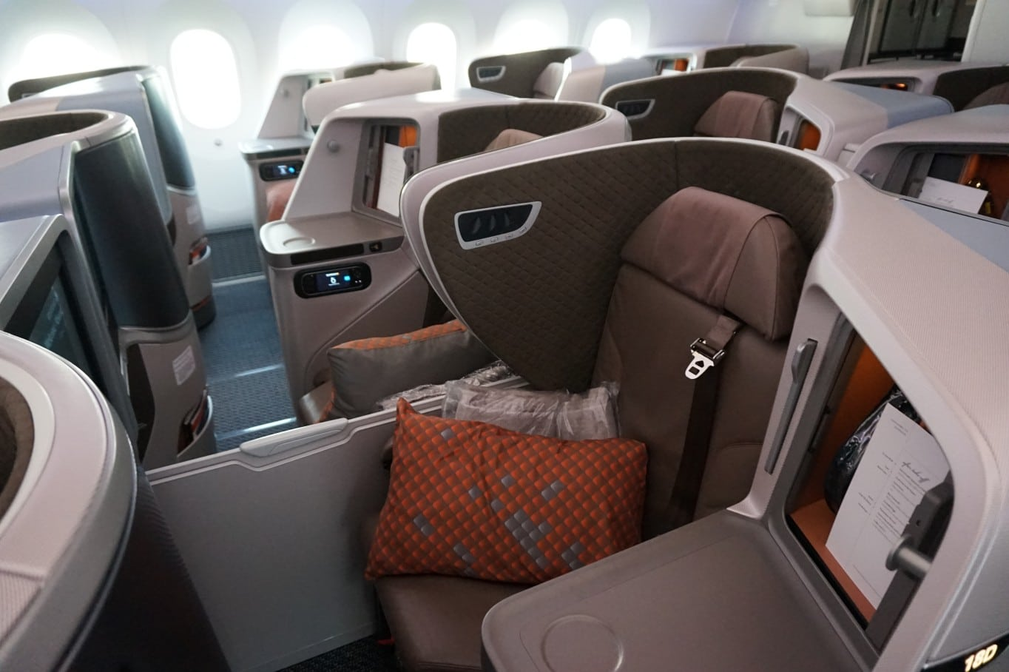 Singapore Airlines Business Class new