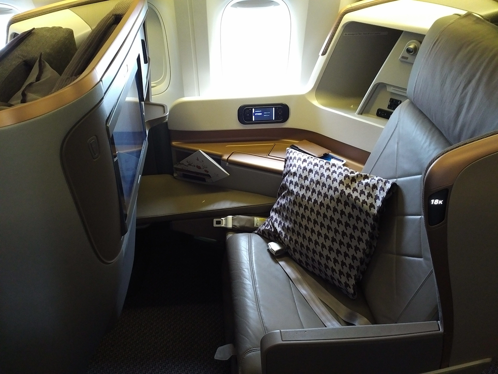 Singapore Airlines 2013 Business Class seat