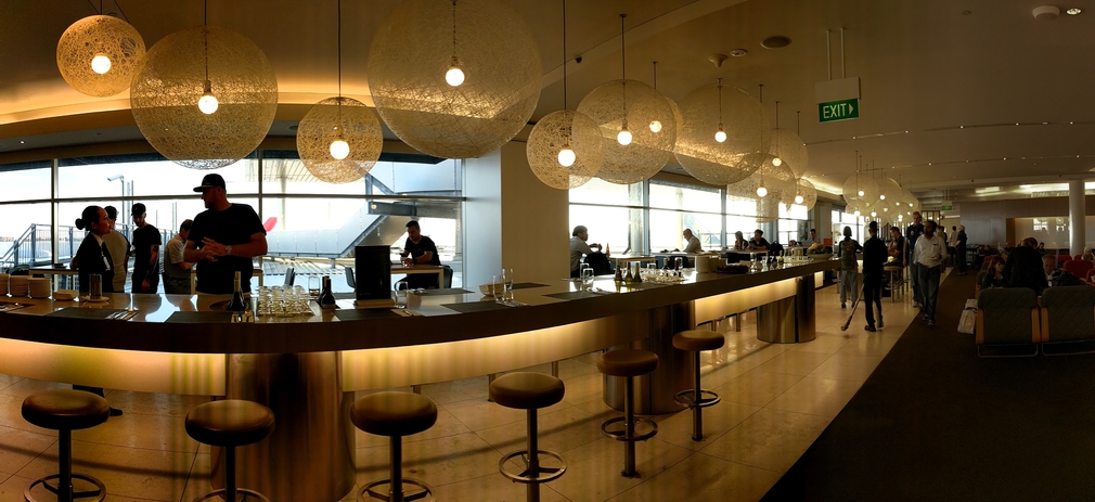 Bar and wine options Qantas lounge Sydney