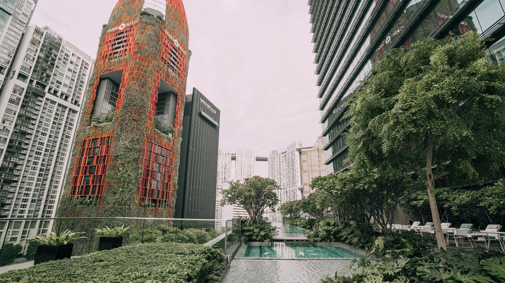 Sofitel Singapore City Centre Pool